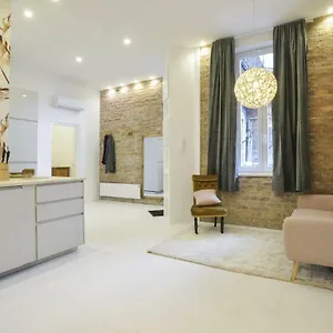  Apartment Golden Leaf Hungary