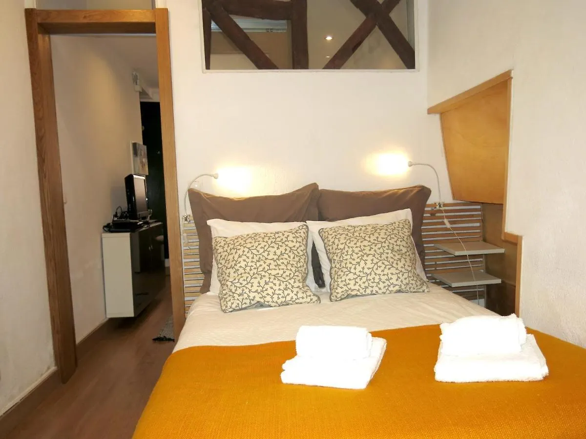 Apartments In The Castle Of S Jorge Lisboa 0*,